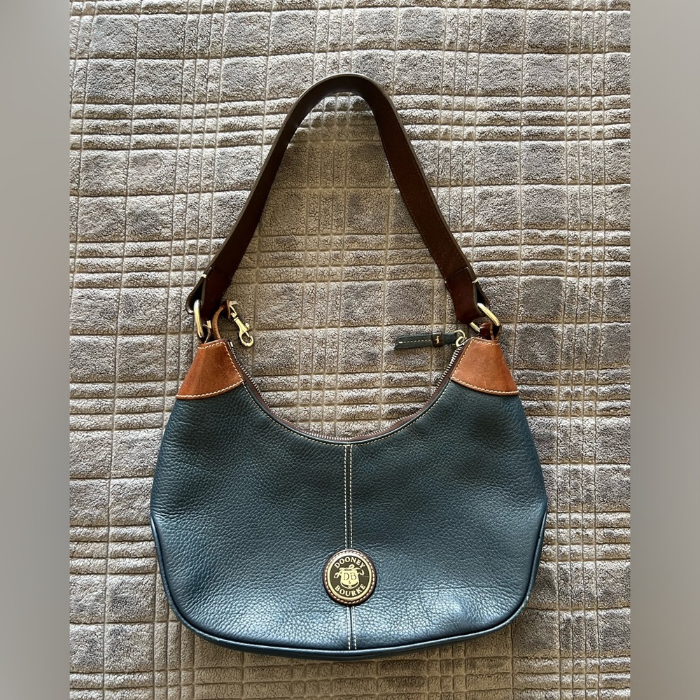 Dooney & Bourke handbag, Navy